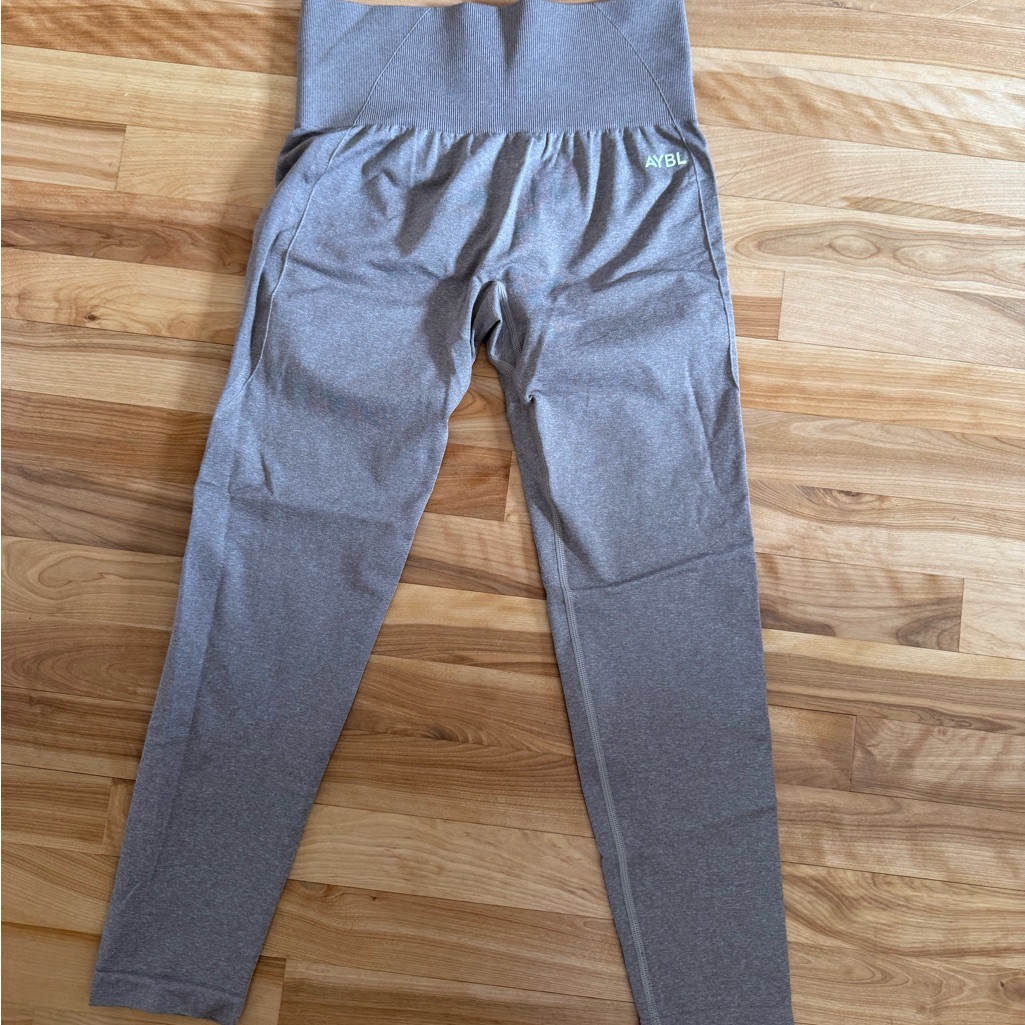 Aybl Women's Taupe Empower Seamless Leggings